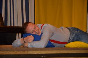 Z izkupičkom predstave pomagali sokrajanu 2